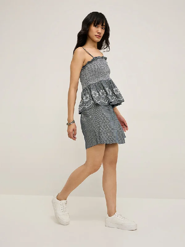 Bombay Paisley Navy Checks Printed High-Rise Cotton Skort