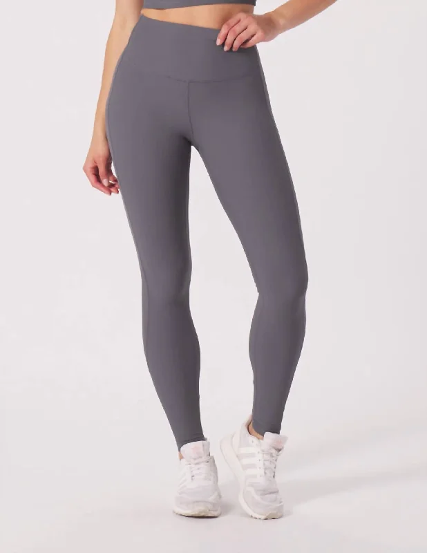 Directional Leggings In Carbon